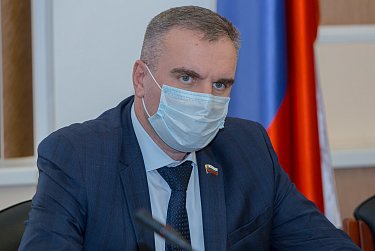 Выплаты приемным семьям увеличат